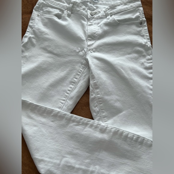 LOFT- Curvy Skinny sz6 White…hard to find! - Picture 3 of 5
